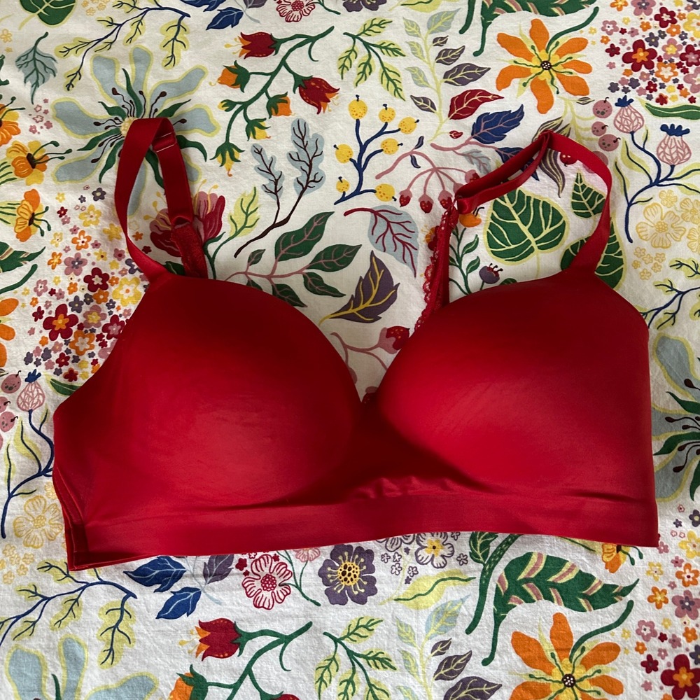 Soma Enbliss Luxe Wireless Lace J-Hook Bra Women 38D Red Smooth Comfort